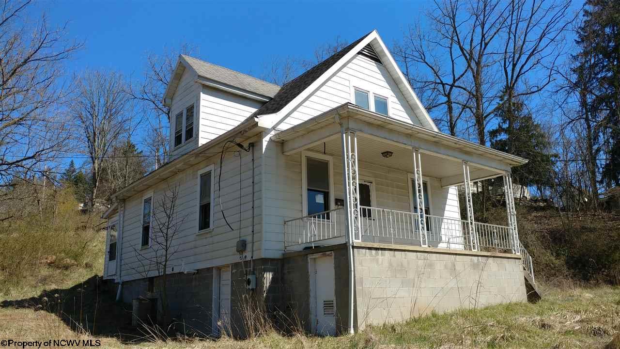 901 Willetts Avenue, Fairmont, WV 26554