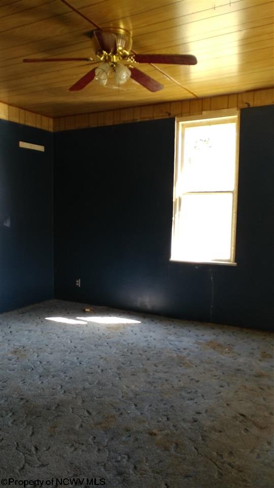 901 Willetts Avenue, Fairmont, WV 26554