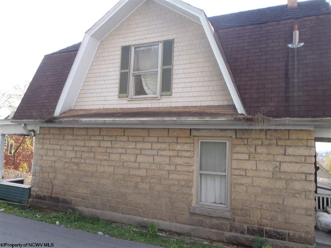 1112 Alexander Place, Fairmont, WV 26554
