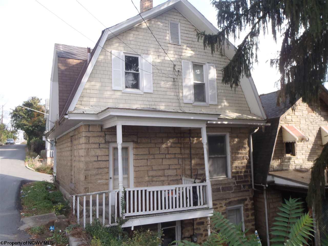 1112 Alexander Place, Fairmont, WV 26554