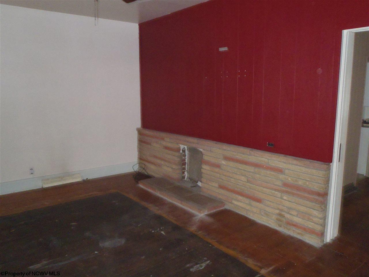 1112 Alexander Place, Fairmont, WV 26554