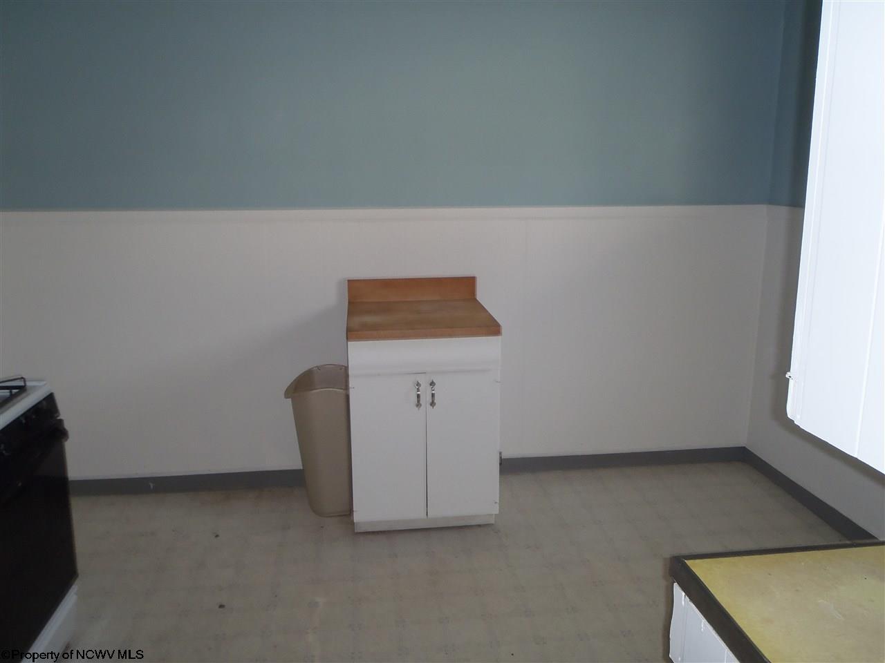 1112 Alexander Place, Fairmont, WV 26554