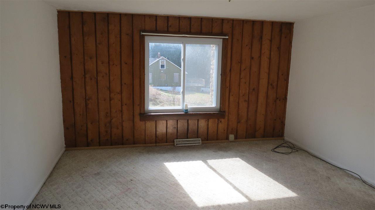 1210 Pleasant Valley Road, Fairmont, WV 26554