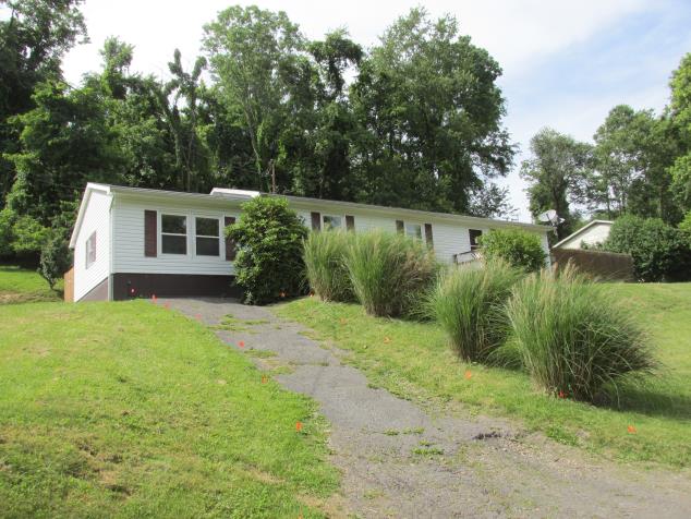 12 Bonasso DrFairmont, WV, 26554Marion County