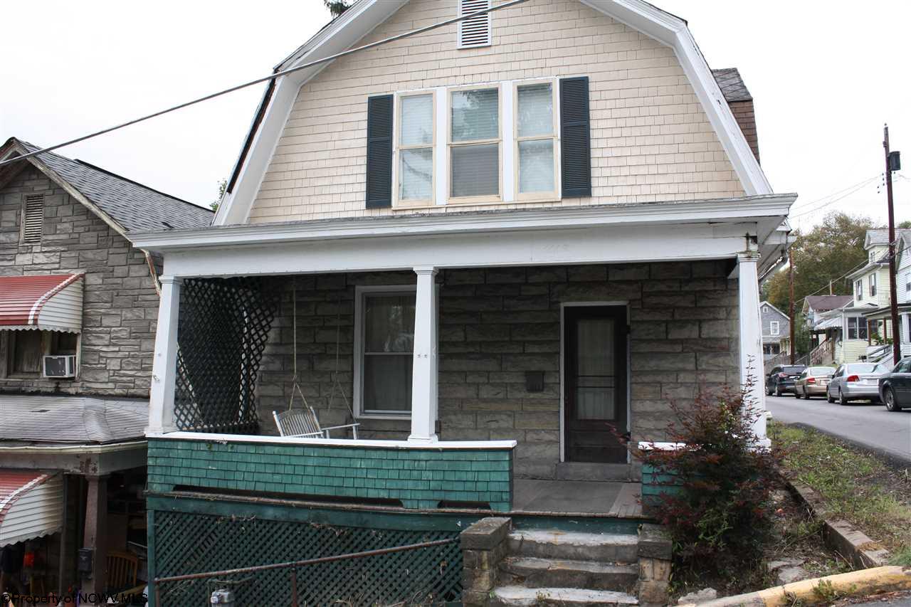 309 Apple Court