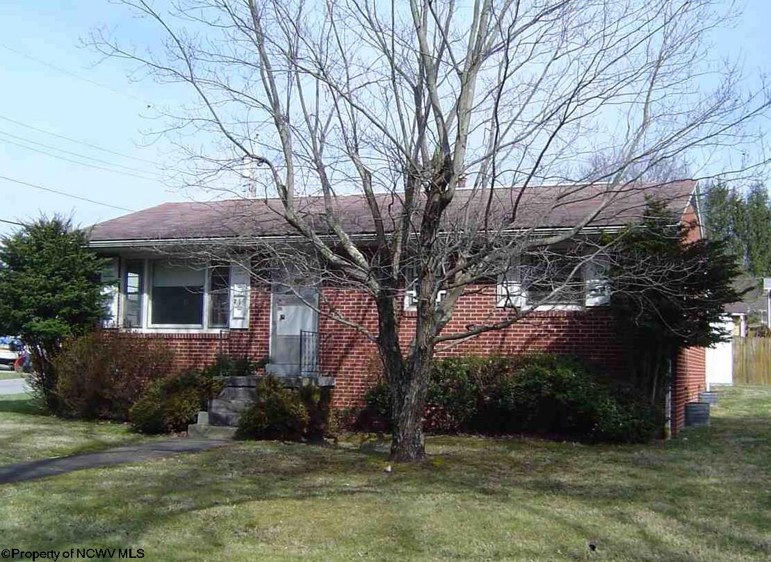 1315 Robin Lane