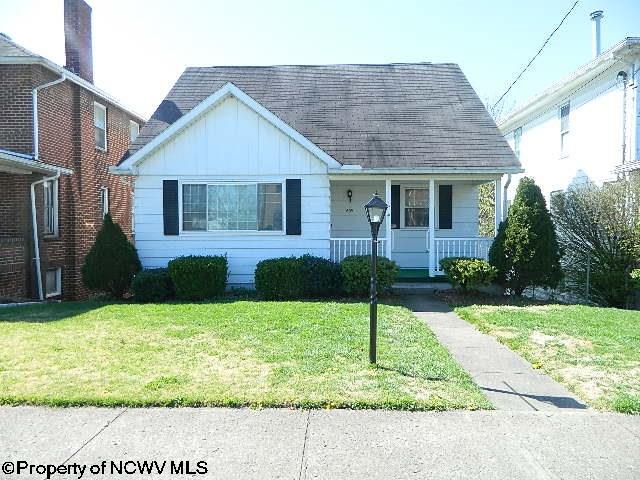 1315 Robin Lane
