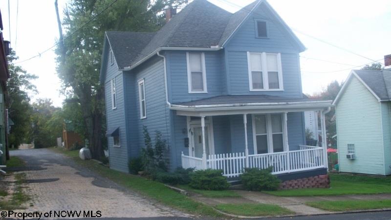 404 & 404 1/2 7Th Street