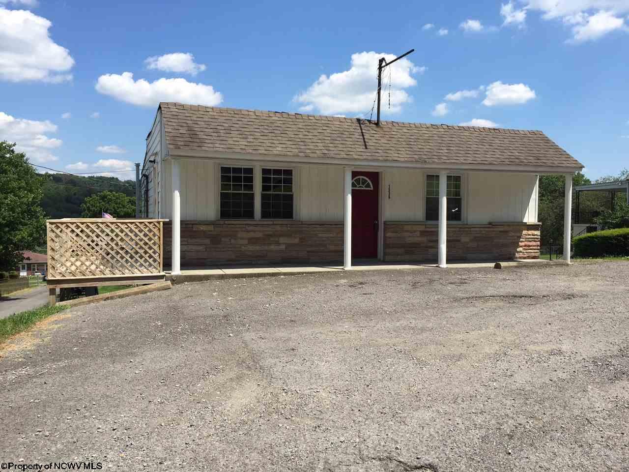 1669 Mary Lou Retton Dr