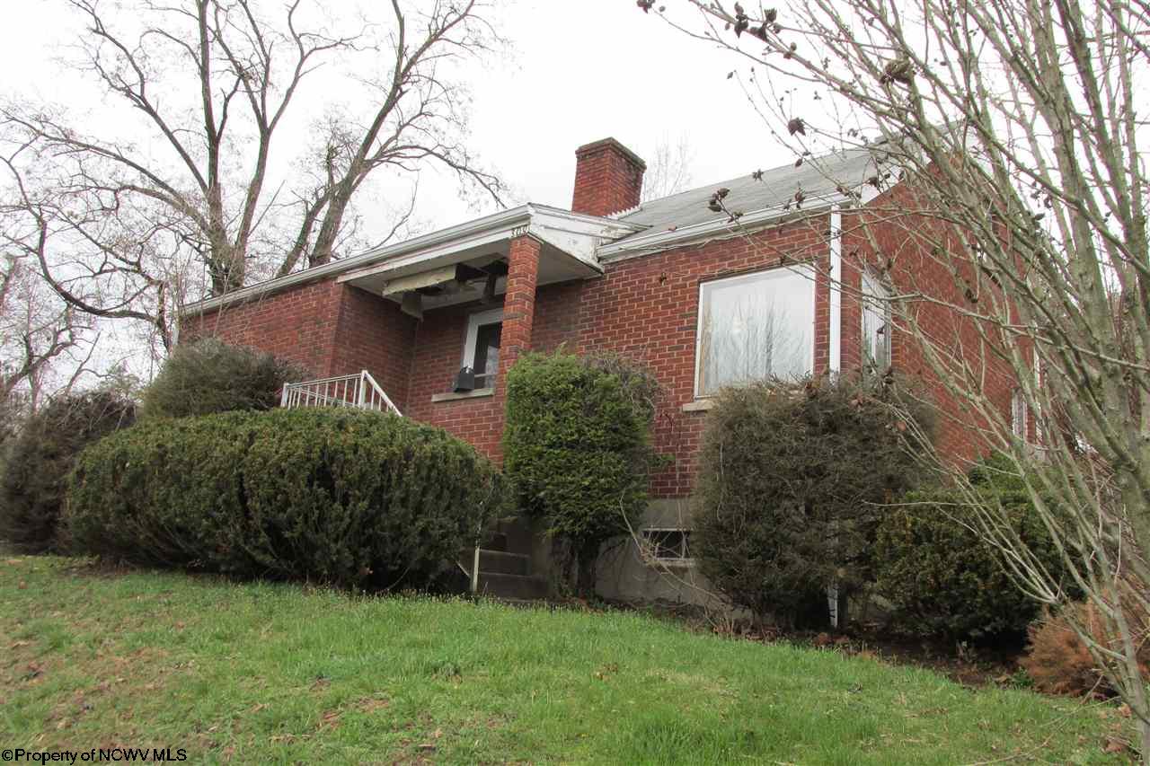 1669 Mary Lou Retton Dr