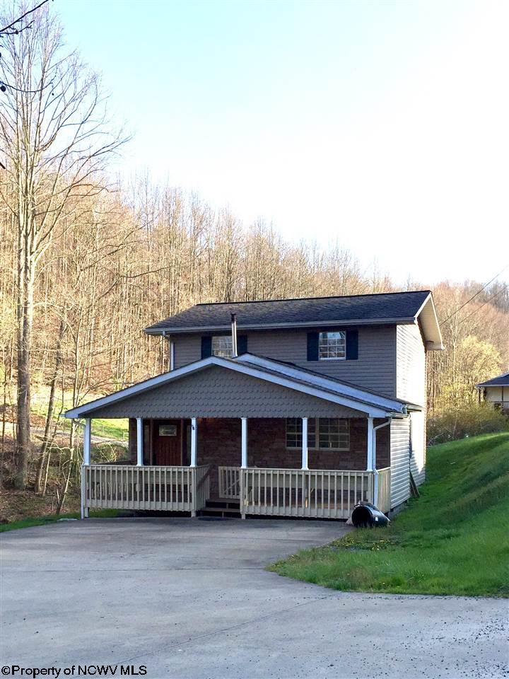 6 Meadowlark Ln