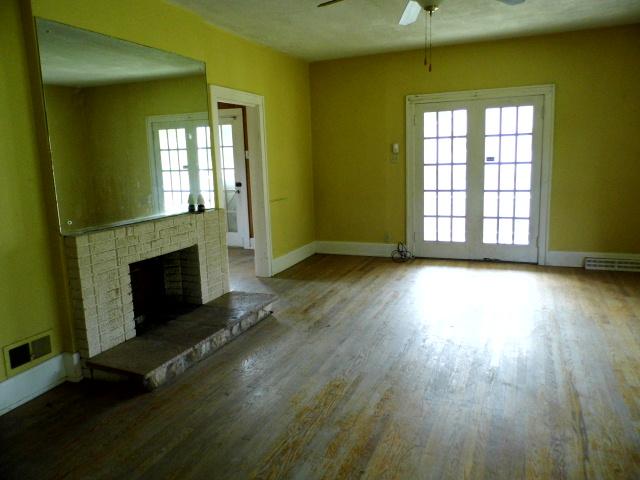 1221 Boulevard AveFairmont, WV, 26554Marion County