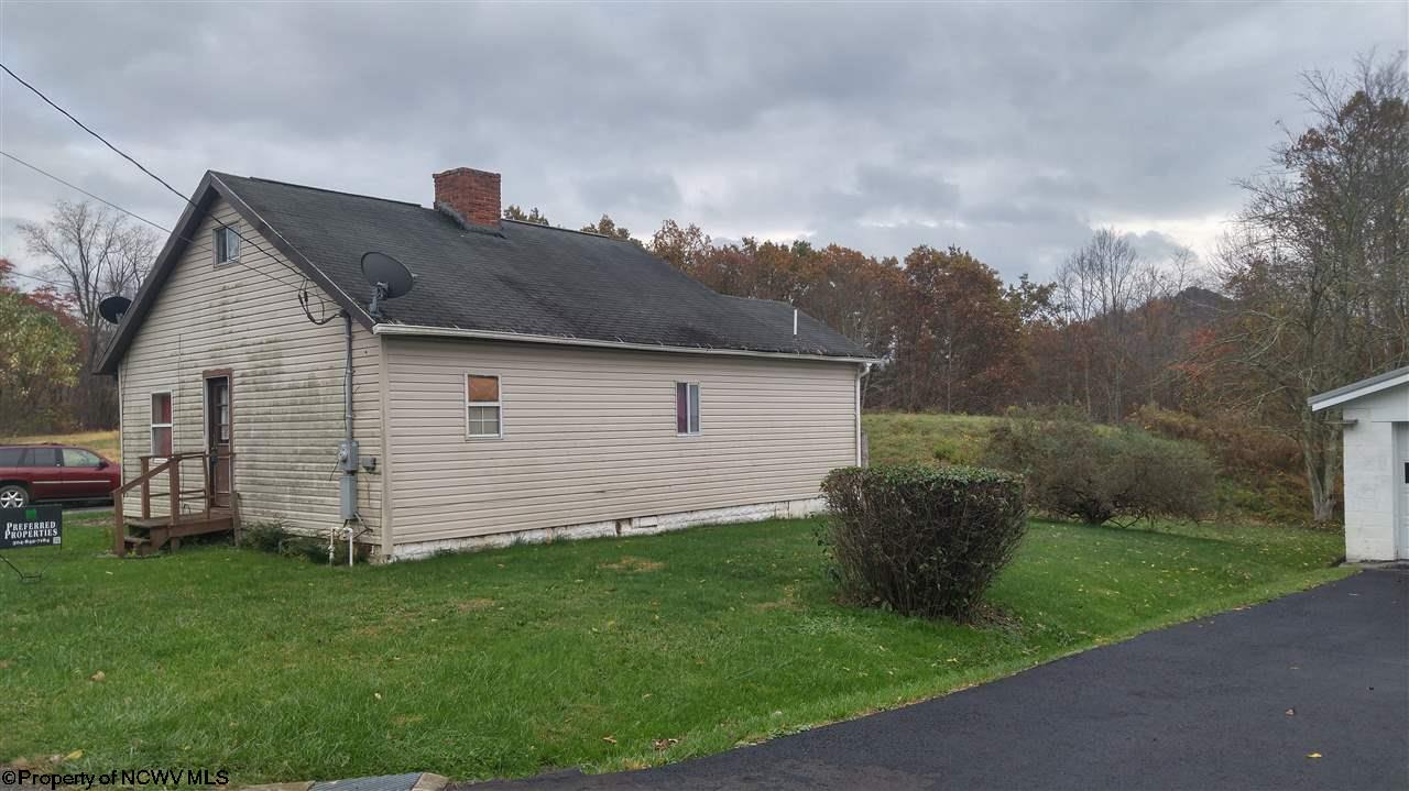 64 Chatham Hill Road, Farmington, WV 26571