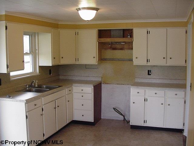 107 Marion Street, Grant Town, WV 26574