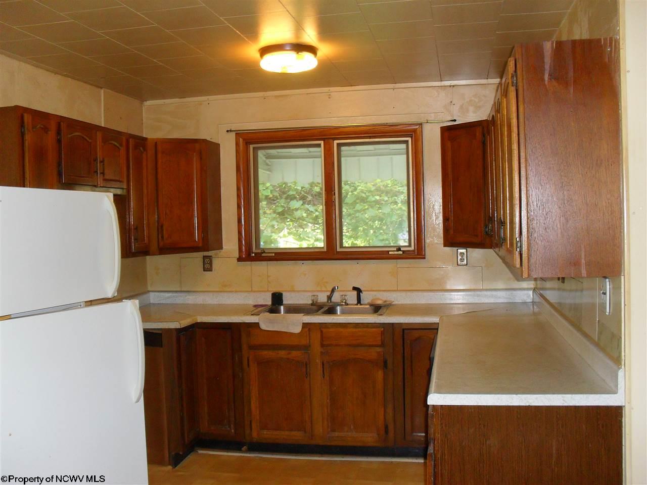 24 Second Street Street, Rachel, WV 26582