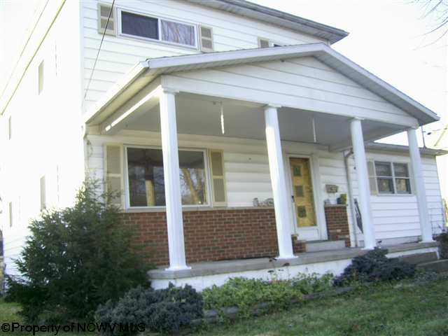 309 Fairview St