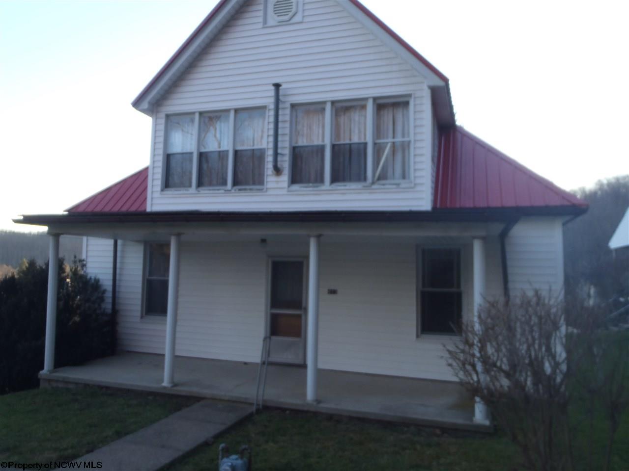 309 Fairview St