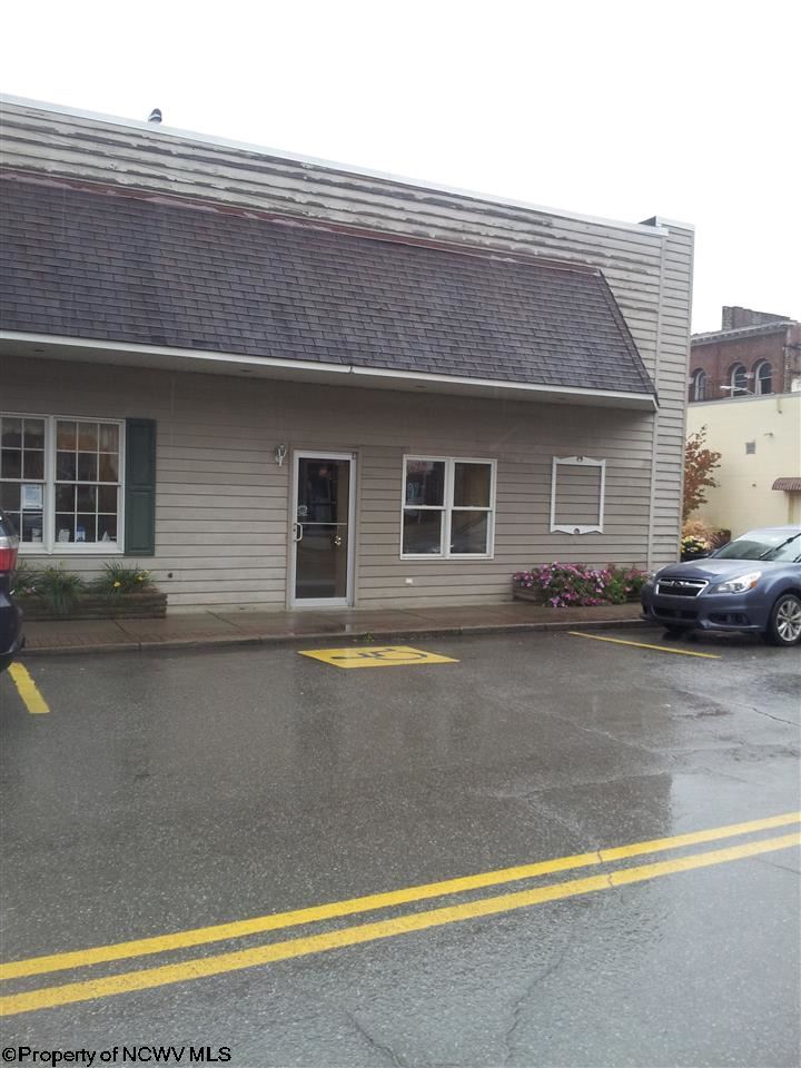 400 Meadow Avenue