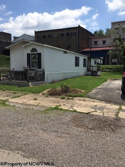 615 River Street, Gassaway, WV 26624