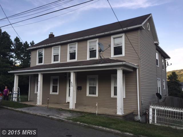 120 Armstrong St