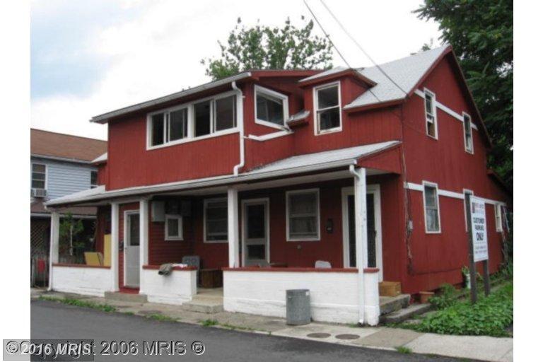 Carroll Avenue