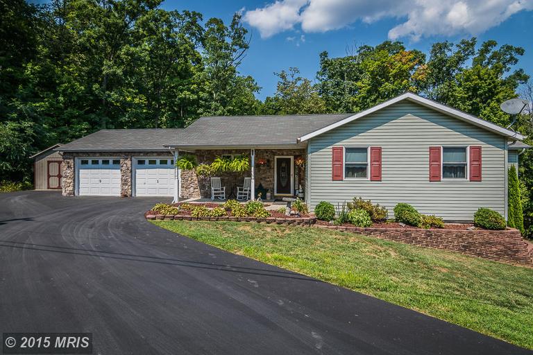 10 Woodland Lane