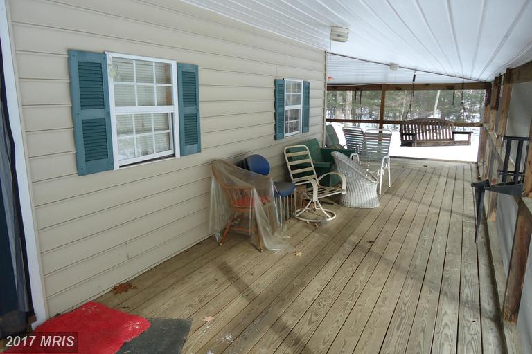 93 LONG VIEW Ln, Mount Storm, WV 26739