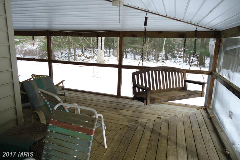 93 LONG VIEW Ln, Mount Storm, WV 26739