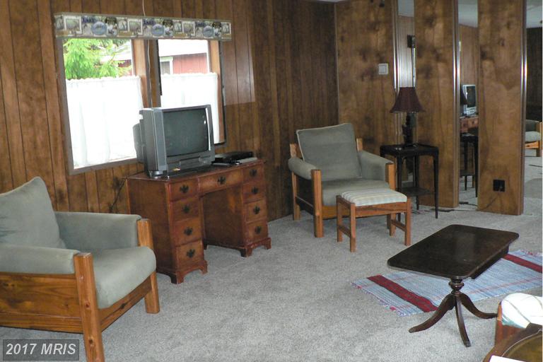14 SUNBURST LOCUST DRIVE, Mount Storm, WV 26739