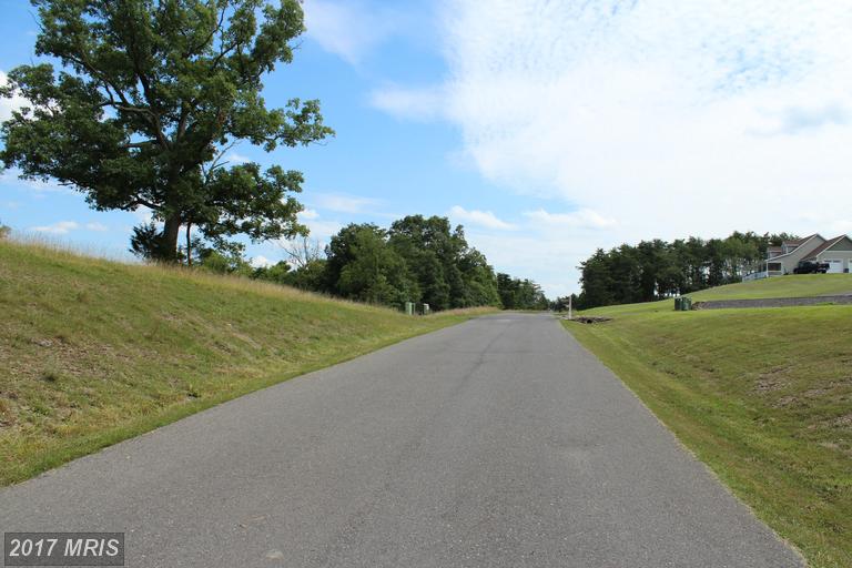 18 RIDGE DRIVE SOUTH, Ridgeley, WV 26753