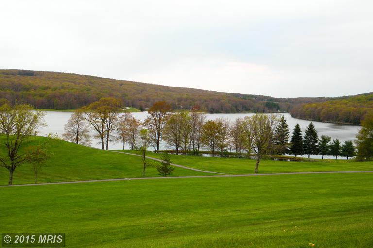16 Hemlock Ridge Lane