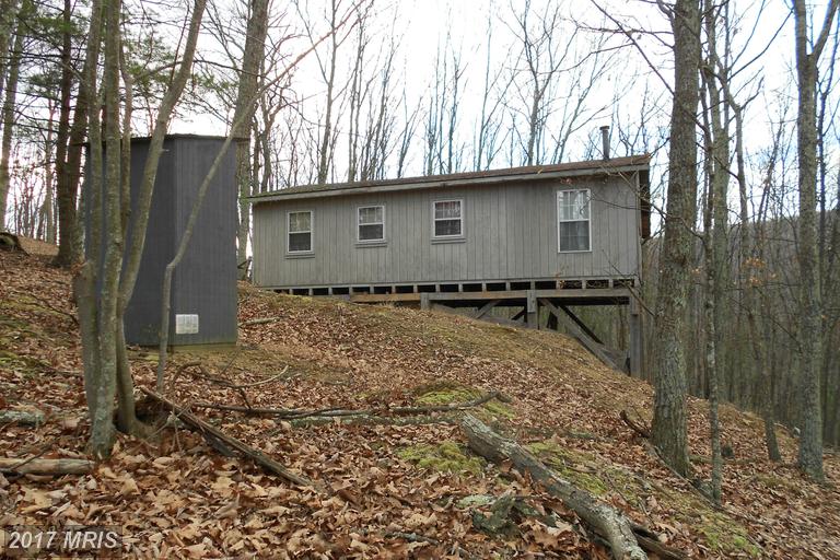 21 CEDARWOOD DRIVE, Mathias, WV 26812