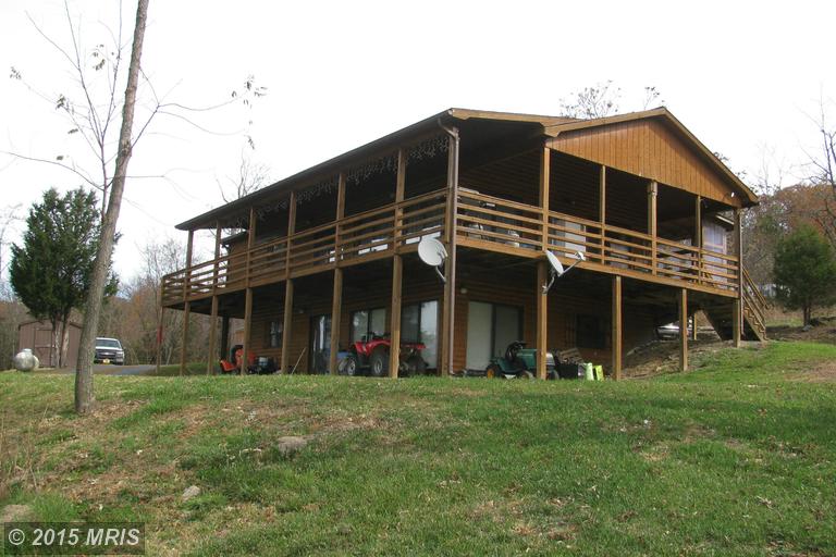 8930 Howards Lick Rd