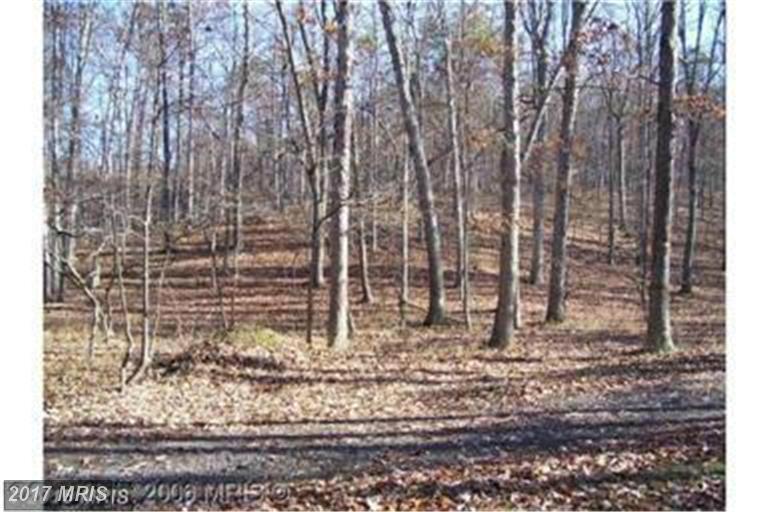 18 CEDAR TREE LANE, Moorefield, WV 26836