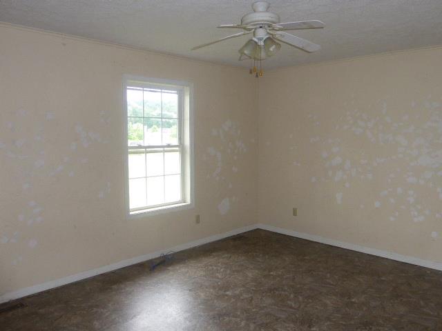 176 Elsie LaneMoorefield, WV, 26836Hardy County