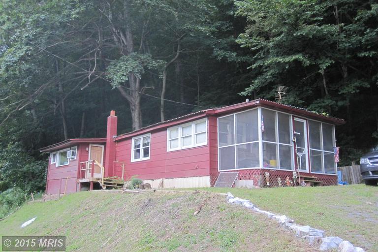 9194 NORTH FORK HWY, Cabins, WV 26855