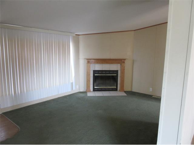 218 W Rocky RdCody, WY, 82414Park County