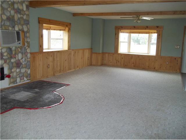 38 Miller RdGlenrock, WY, 82637Converse County